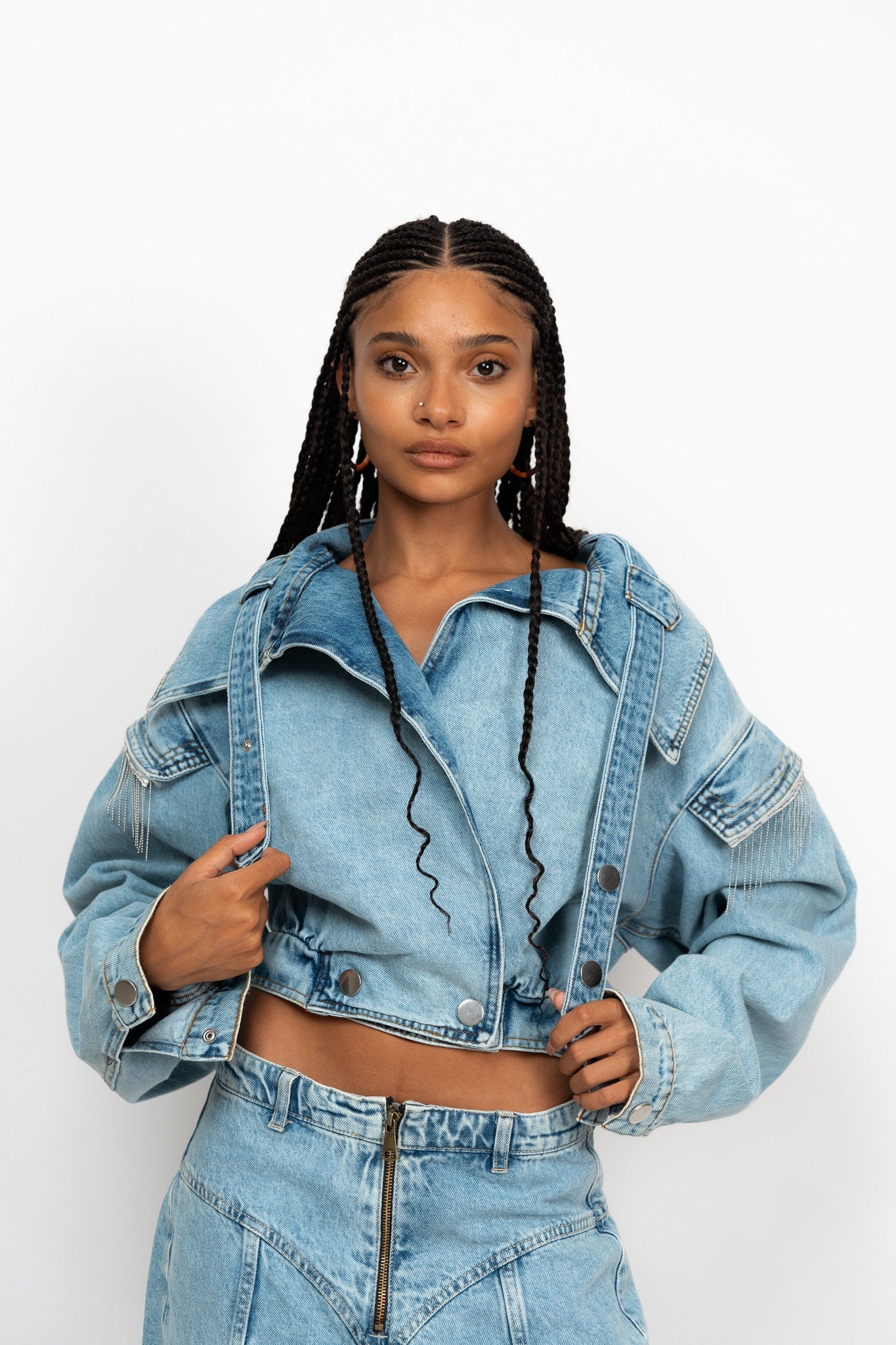 LIGHT DENIM FRINGED JACKET - Zavi